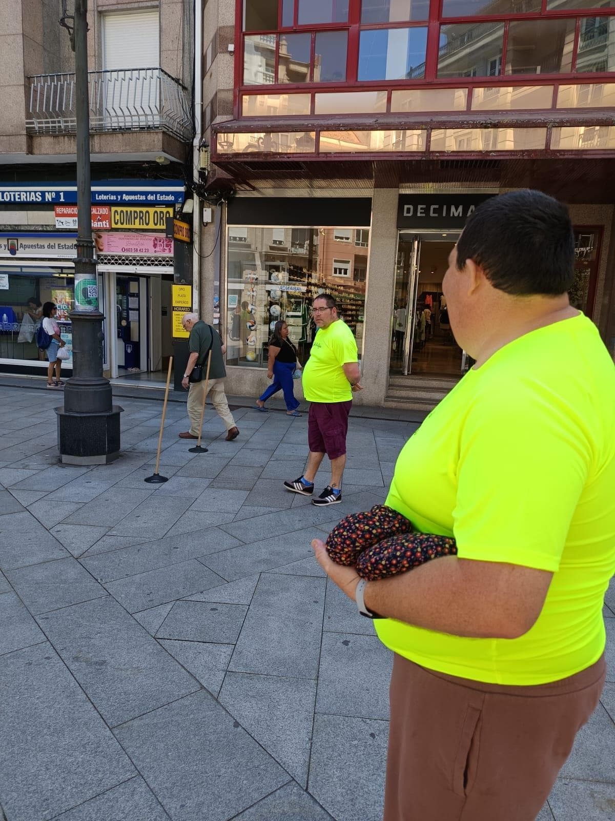 Gol al Estigma sale a la calle en Vilagarcía - Imagen 1
