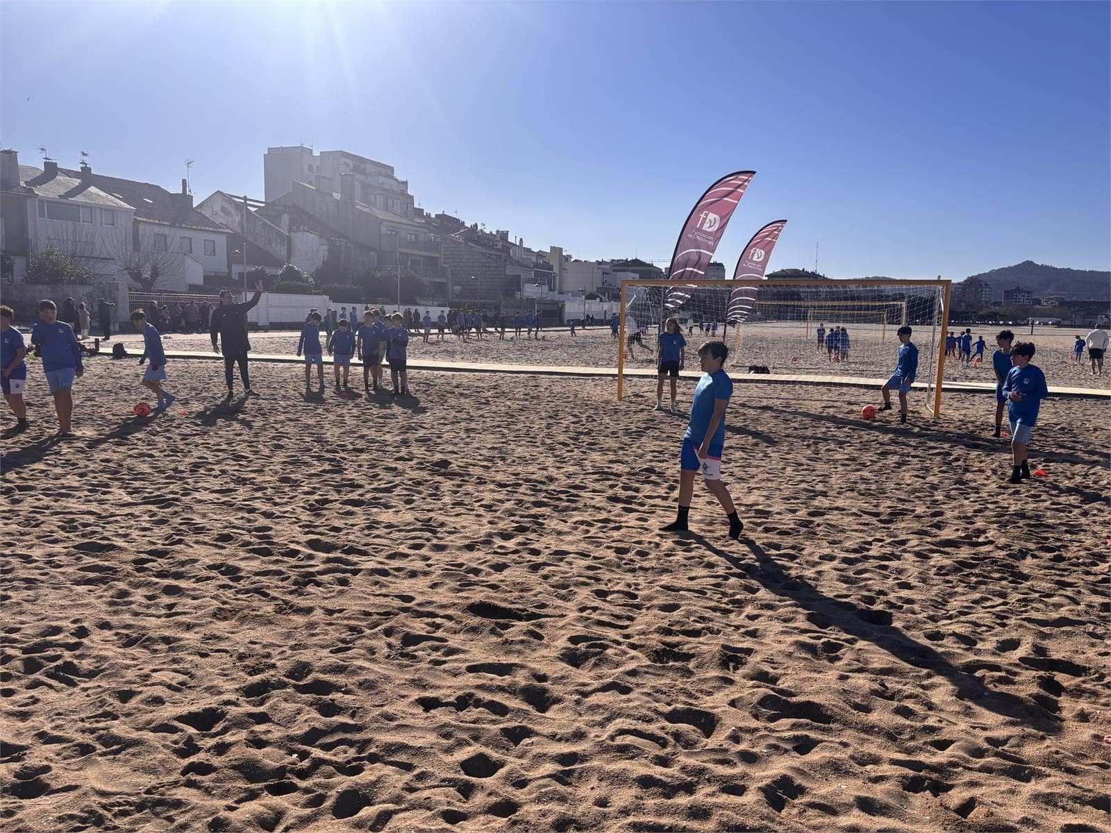 Jornada de Convivencia y Promoción de Fútbol Playa - GOL AL ESTIGMA - Imagen 1