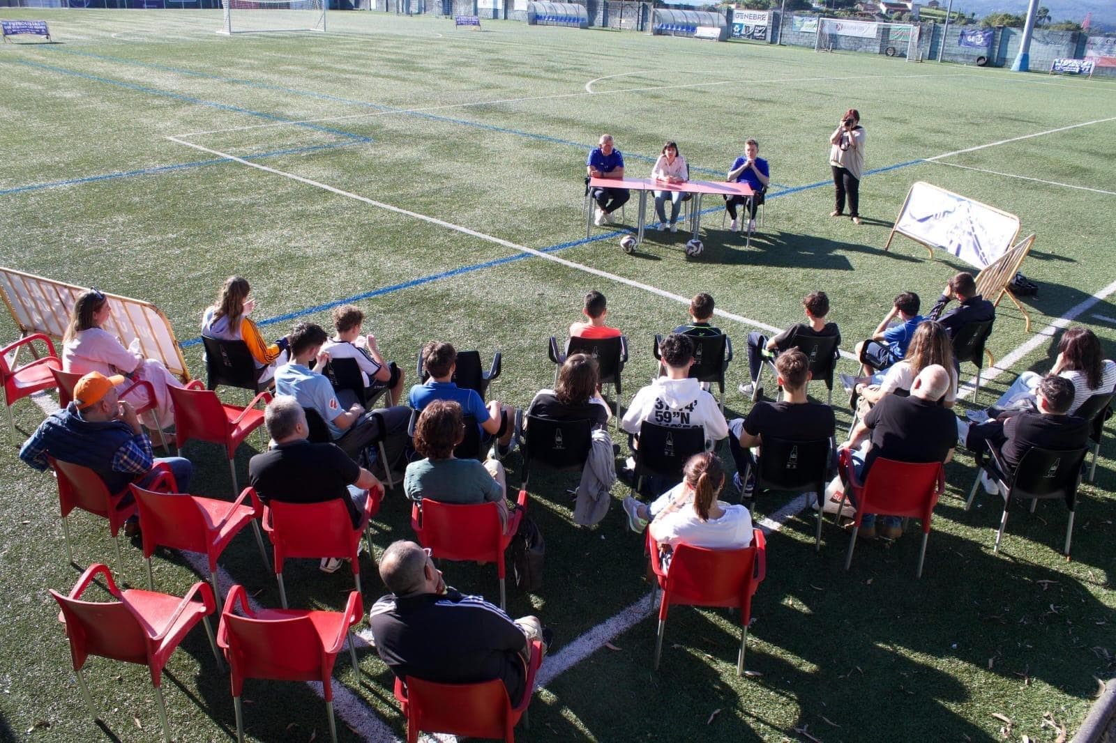 LAR presente en la Escuela de Tecnificación: "Futbolistas que utilizan las manos" - Imagen 7