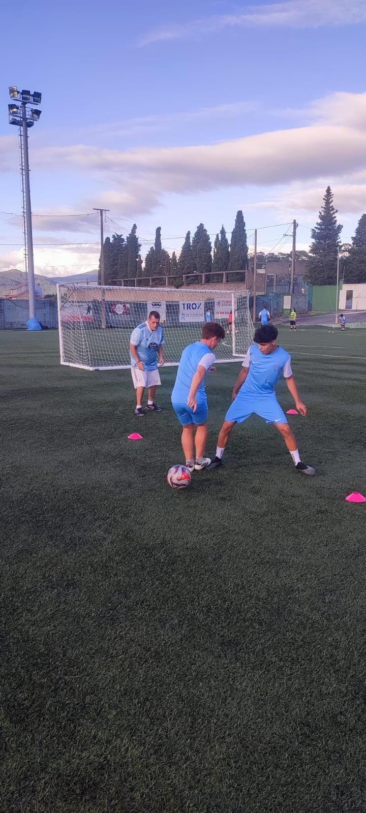 SESION DE ENTRENAMIENTO DE LAR CON ESCUELA DEPORTIVA AROUSA – GOL AL ESTIGMA - Imagen 6